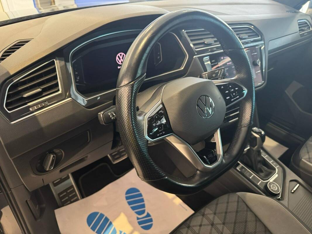 Volkswagen Tiguan 2.0 tdi R-Line 4motion 150cv dsg - Immagine 24