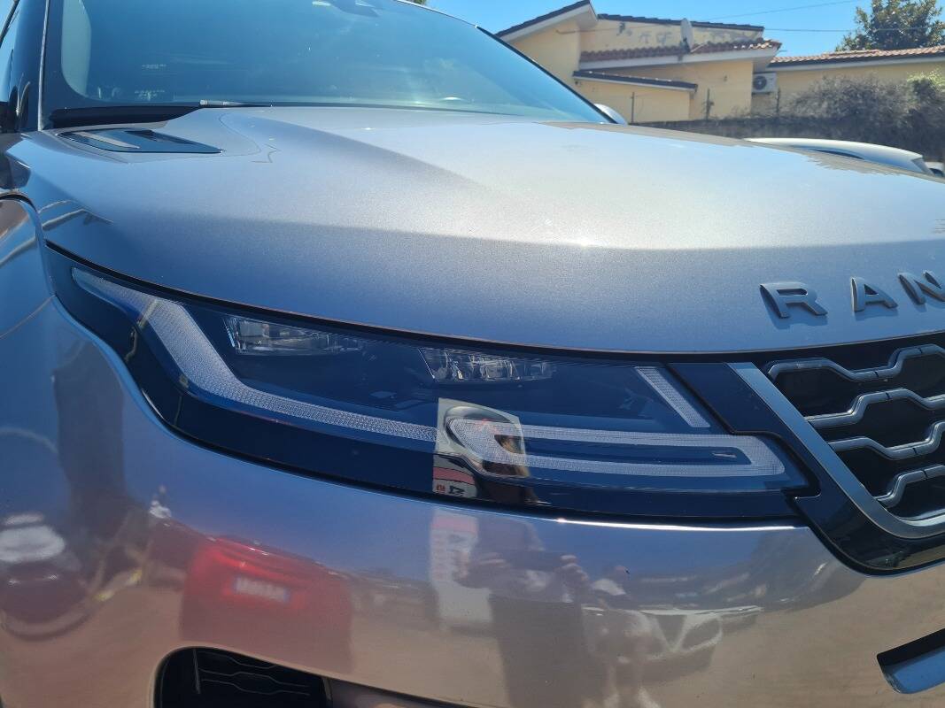 Land Rover Range Rover Evoque 2.0d i4 mhev R-Dynamic SE awd 180cv auto - Immagine 31