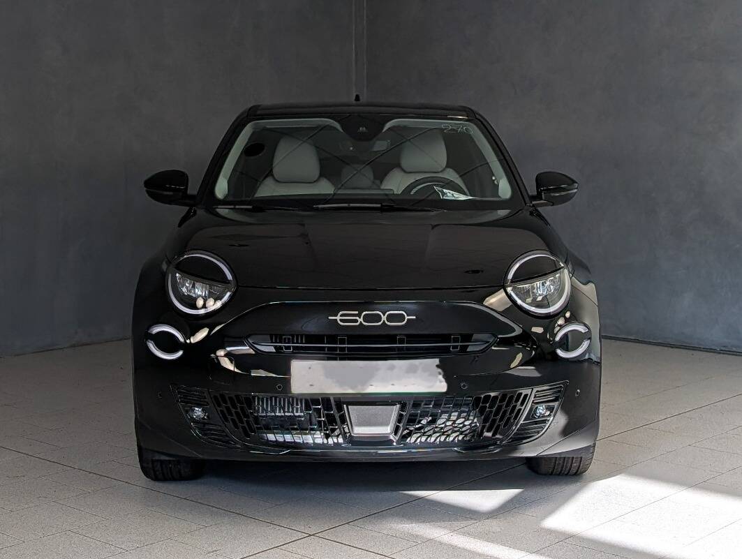 Fiat 600 1.2 hybrid La Prima 110cv auto - Immagine 2