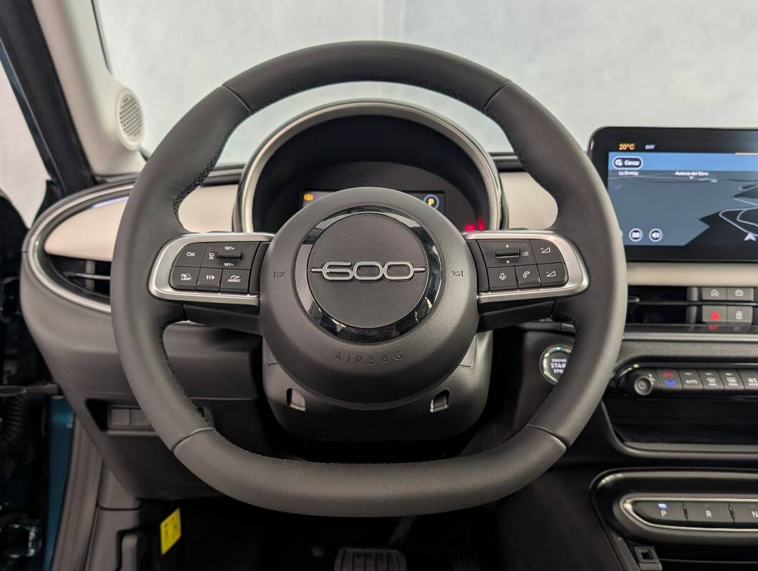 Fiat 600 1.2 hybrid La Prima 110cv auto - Immagine 8