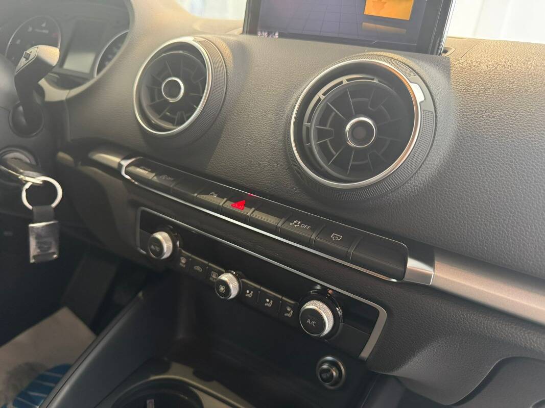 Audi A3 Sportback 30 1.6 tdi Admired 116cv - Immagine 15