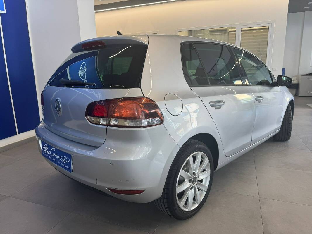 Volkswagen Golf 5p 1.6 tdi Comfortline - Immagine 8