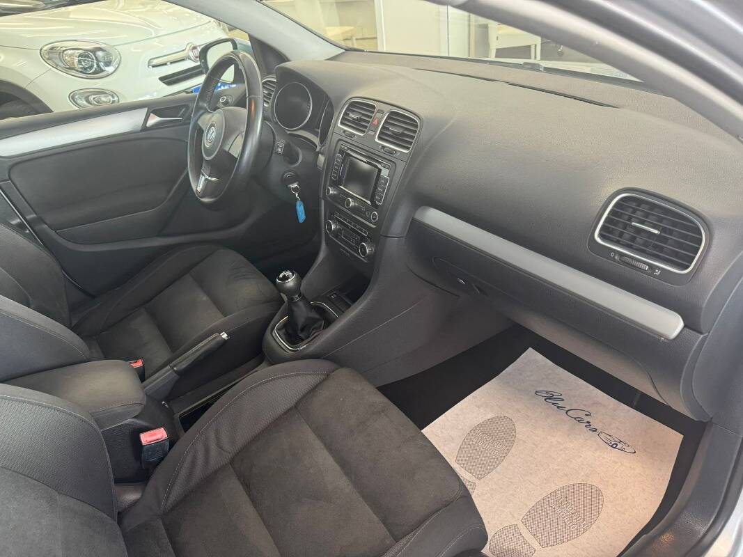 Volkswagen Golf 5p 1.6 tdi Comfortline - Immagine 17