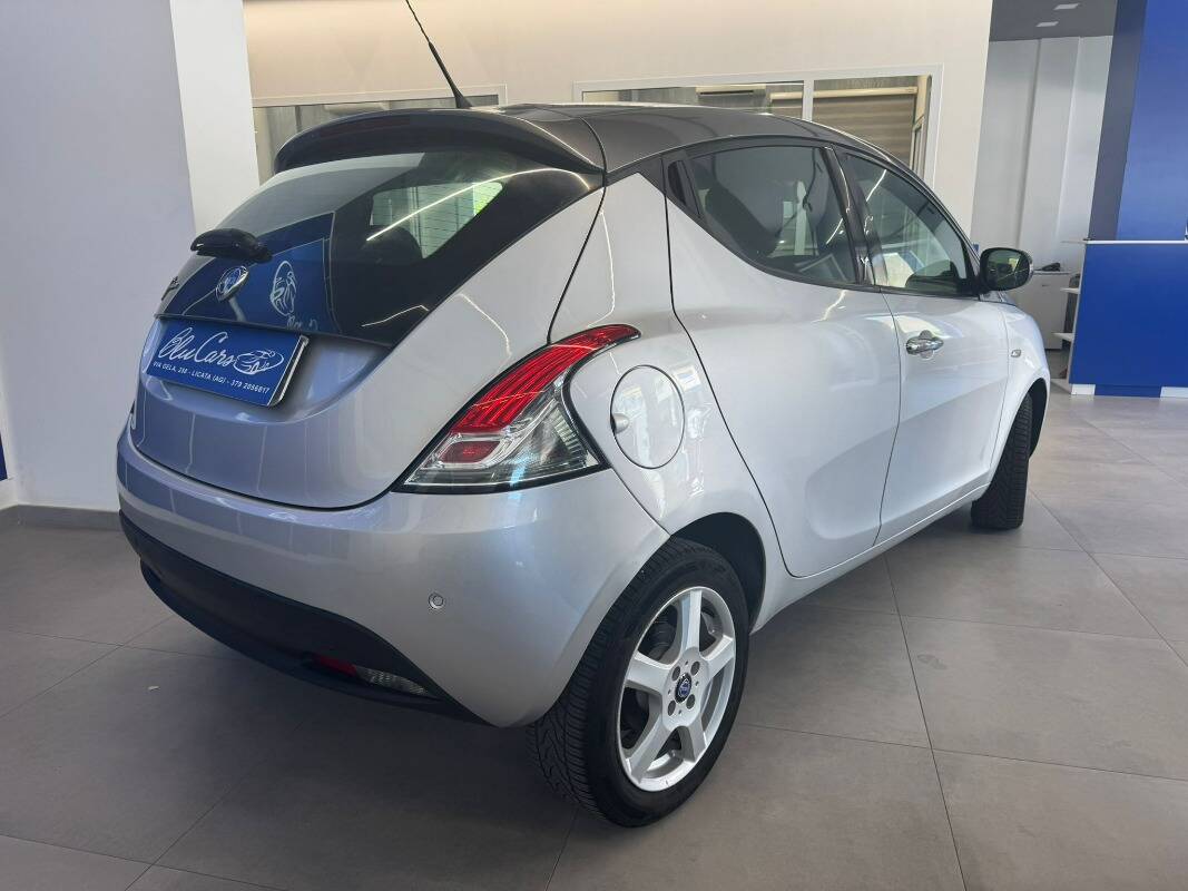 Lancia Ypsilon 1.3 mjt Gold s&s 95cv E5+ - Immagine 5