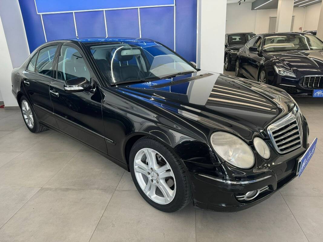 Mercedes E 320 cdi V6 evo Avantgarde auto FL - Immagine 4