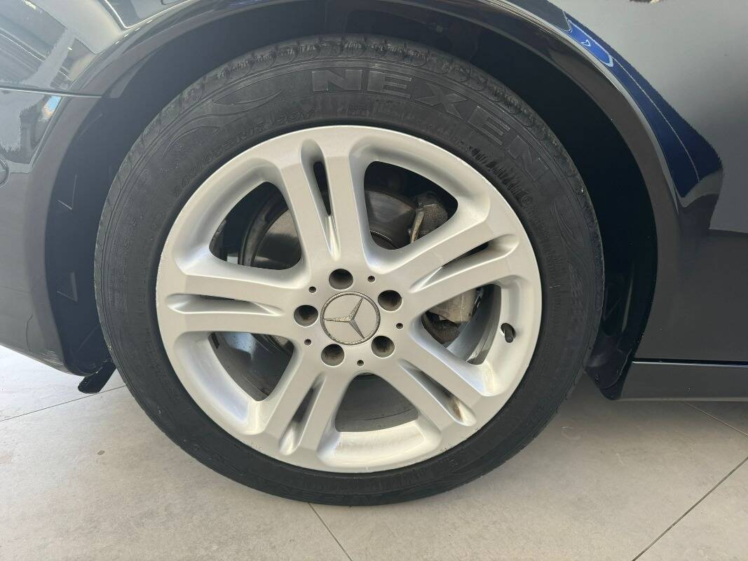 Mercedes E 320 cdi V6 evo Avantgarde auto FL - Immagine 15