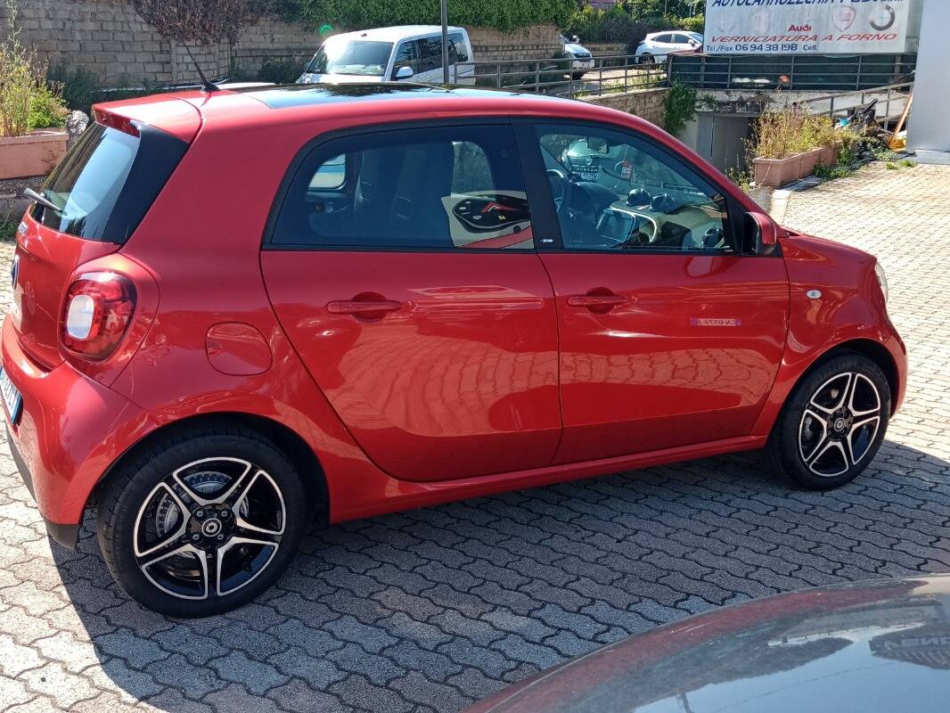 Smart Forfour 0.9 t Prime 90cv twinamic my19 - Immagine 17