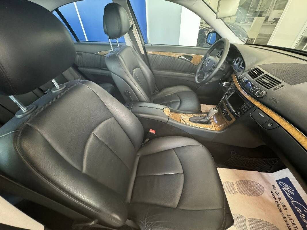 Mercedes E 320 cdi V6 evo Avantgarde auto FL - Immagine 17