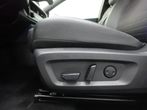 Nissan Qashqai 1.3 mhev Tekna 2wd 158cv xtronic - Immagine 27