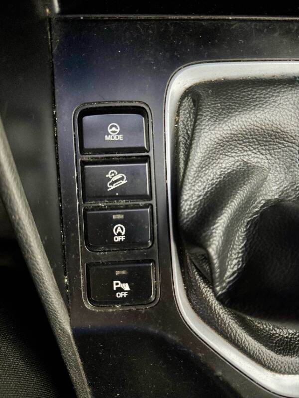 Hyundai Tucson 1.7 crdi Comfort 2wd 115cv - Immagine 16