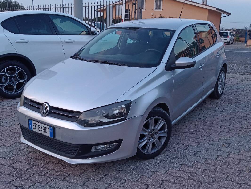 Volkswagen Polo 5p 1.2 Comfortline 70cv - Immagine 1