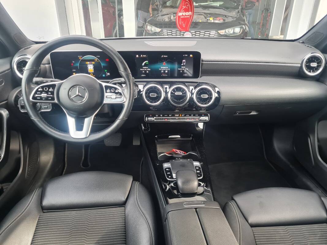 Mercedes A 220 Premium 4matic auto - Immagine 8