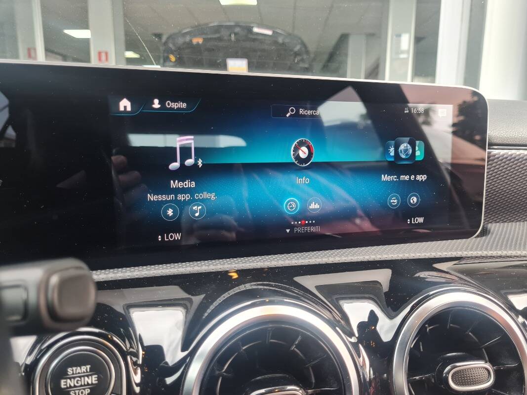 Mercedes A 220 Premium 4matic auto - Immagine 15