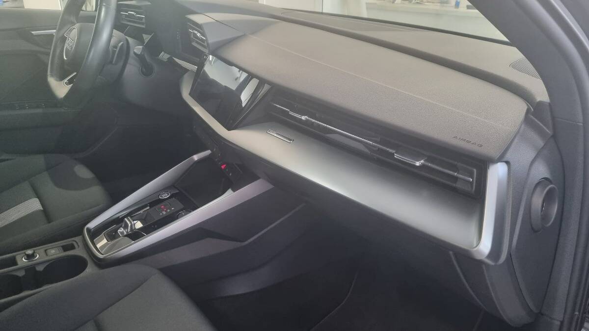 Audi A3 Sportback 35 2.0 tdi Business s-tronic - Immagine 11