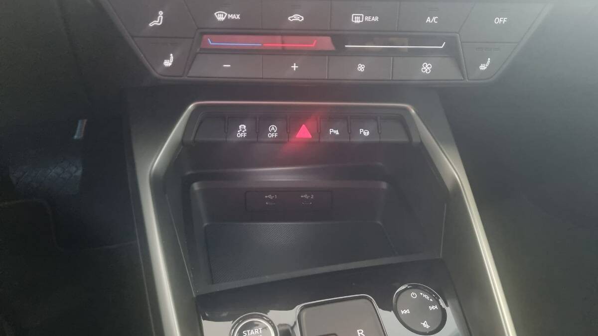 Audi A3 Sportback 35 2.0 tdi Business s-tronic - Immagine 19