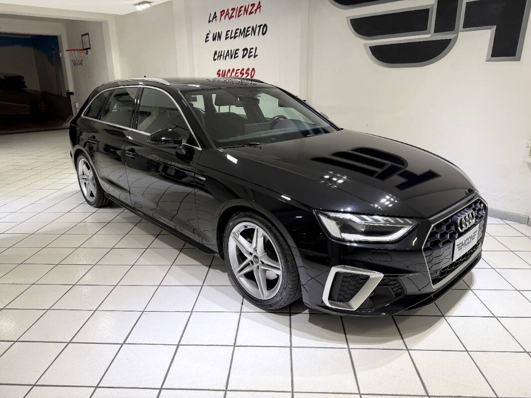Audi A4 Avant 35 2.0 tdi mhev S Line edition 163cv s-tronic - Immagine 10