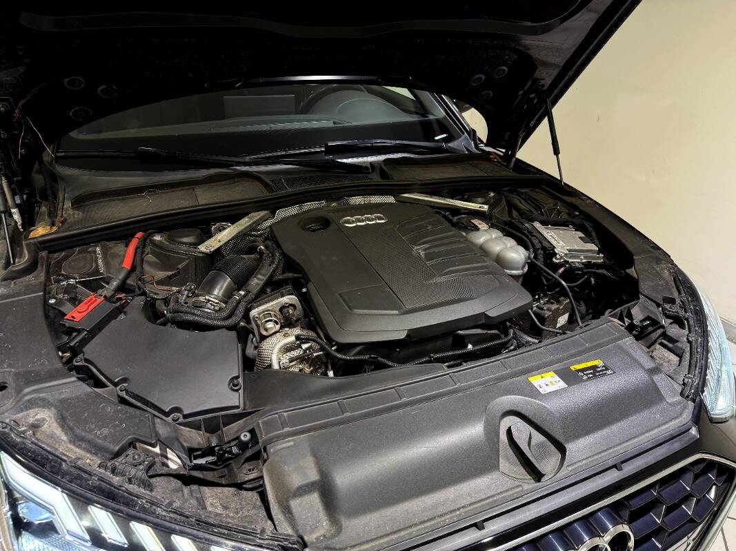 Audi A4 Avant 35 2.0 tdi mhev S Line edition 163cv s-tronic - Immagine 29