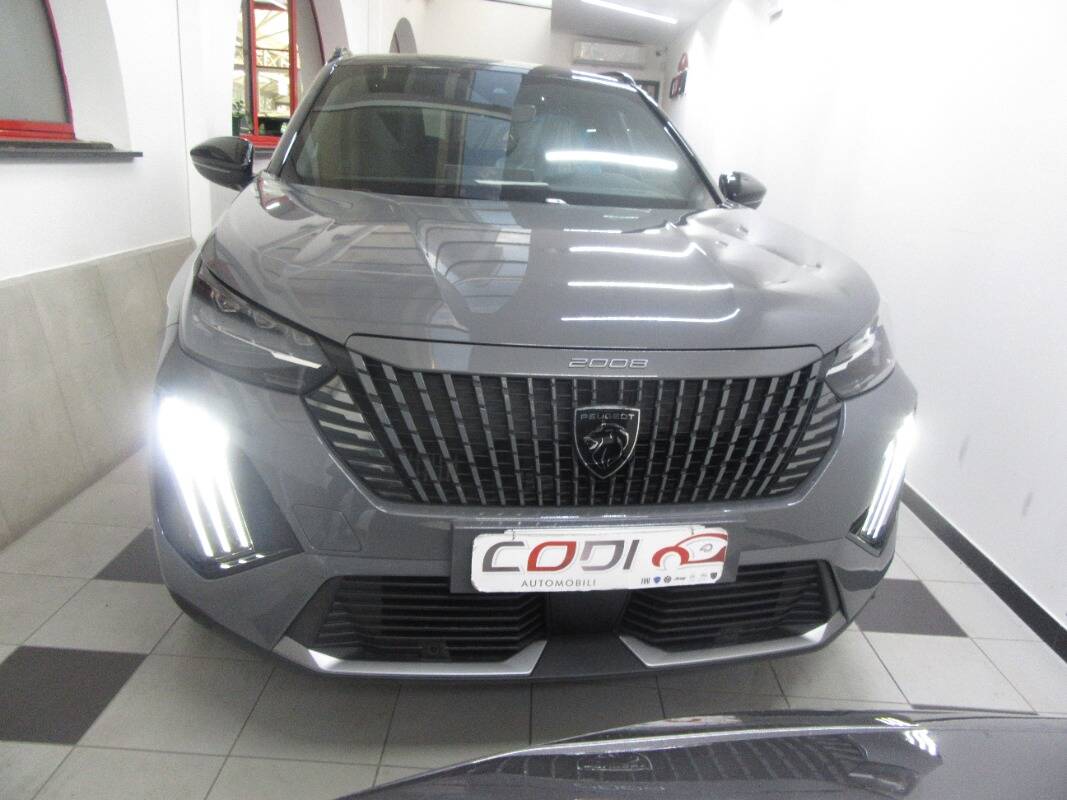 Peugeot 2008 1.2 puretech GT s&s 130cv eat8 - Immagine 1