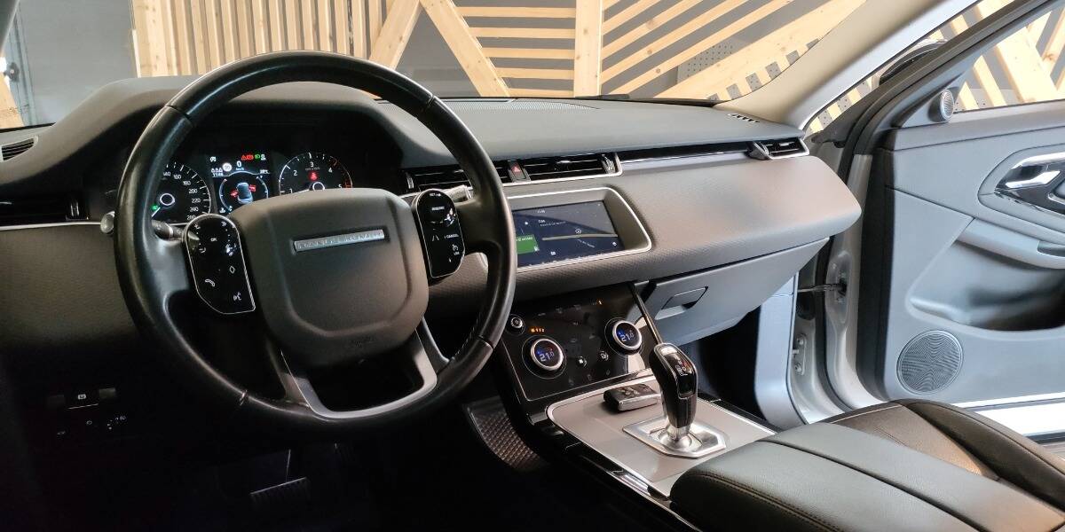 Land Rover Range Rover Evoque 2.0d i4 mhev SE awd 150cv auto - Immagine 18