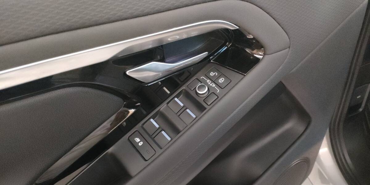 Land Rover Range Rover Evoque 2.0d i4 mhev SE awd 150cv auto - Immagine 19
