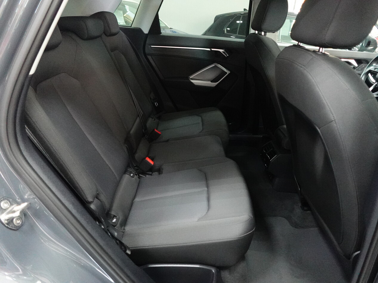 Audi Q3 40 2.0 tdi Business Advanced quattro 200cv s-tronic - Immagine 31