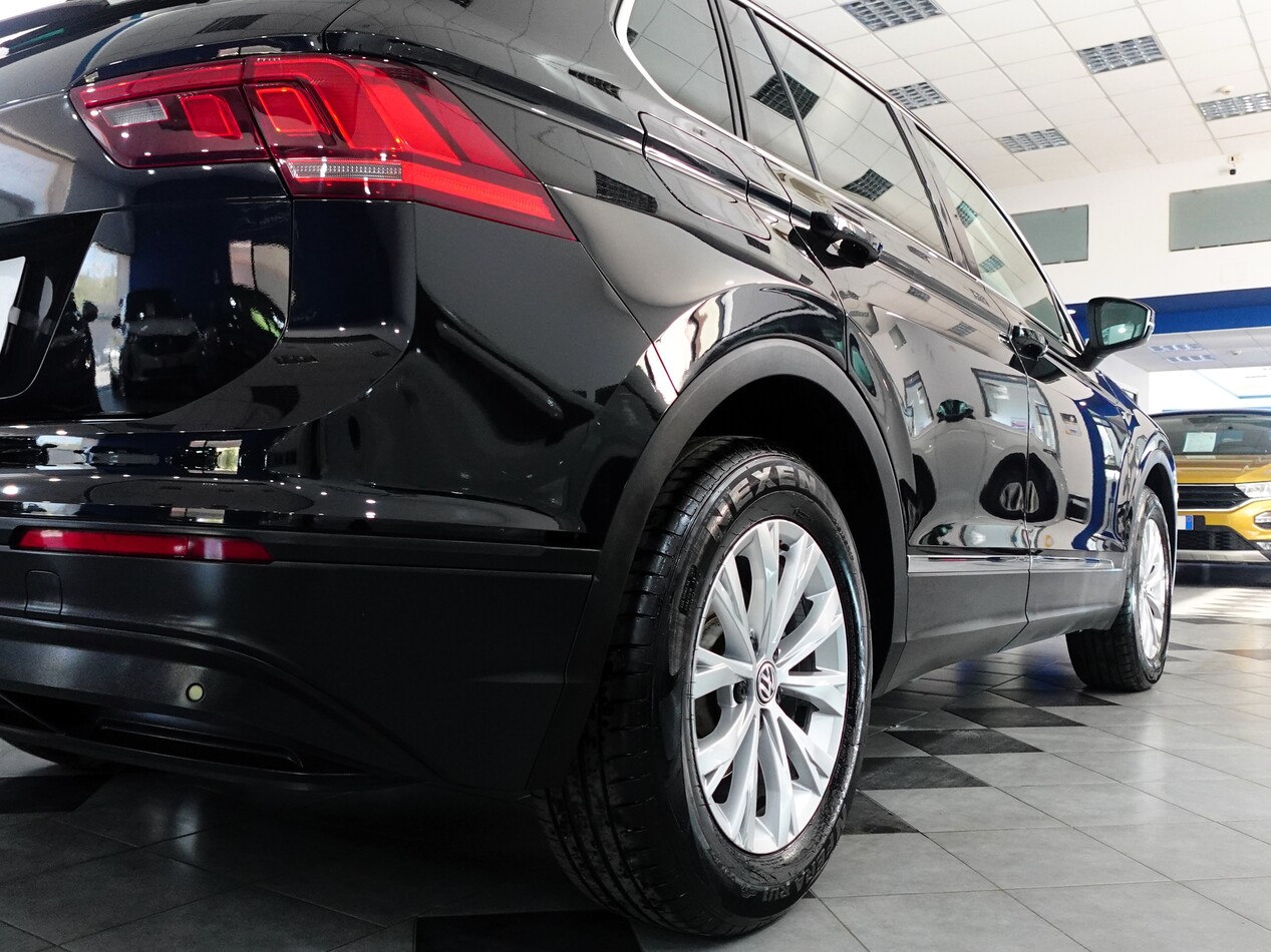 Volkswagen Tiguan 2.0 tdi Business 150cv - Immagine 8
