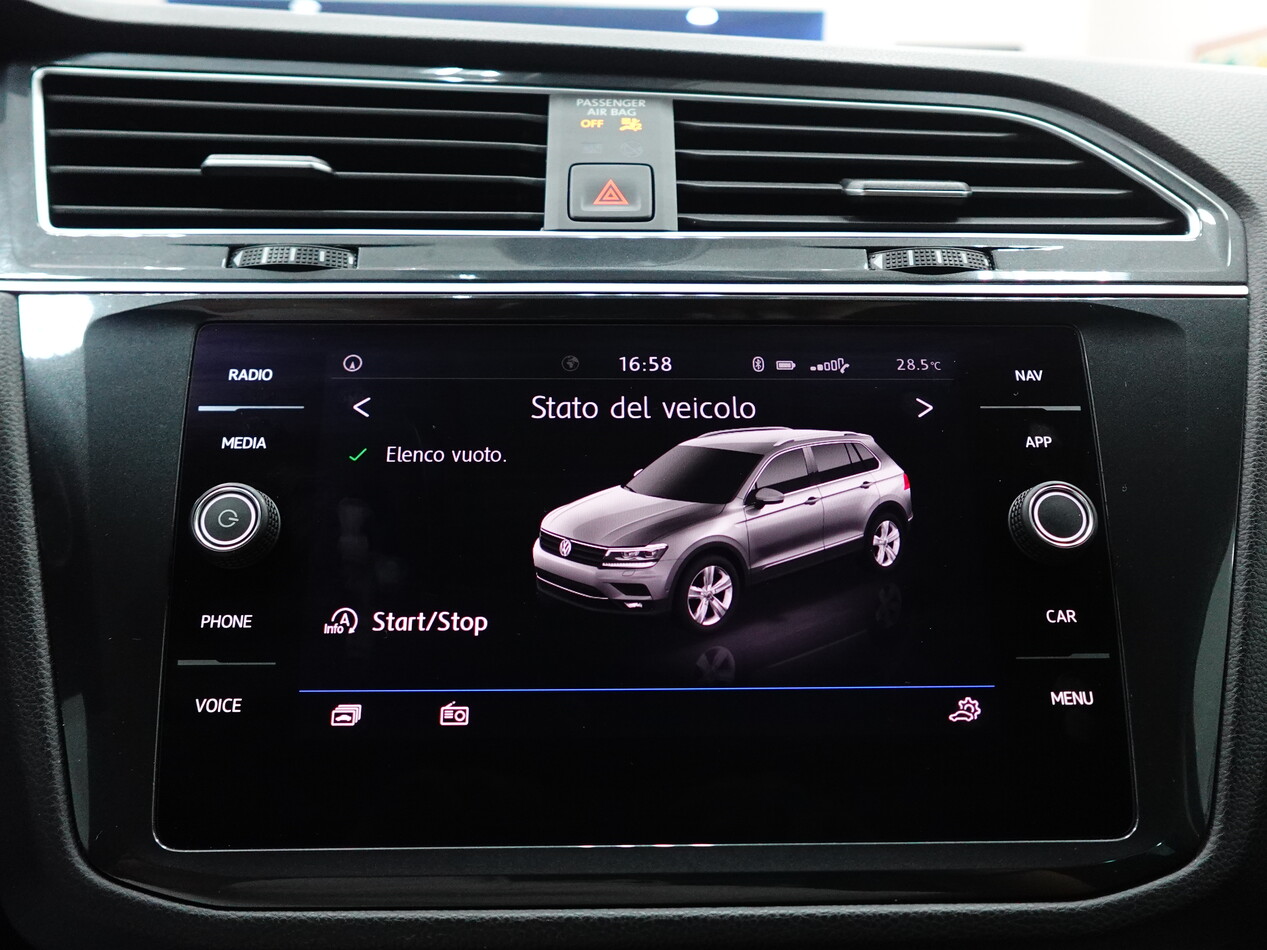 Volkswagen Tiguan 2.0 tdi Business 150cv - Immagine 18