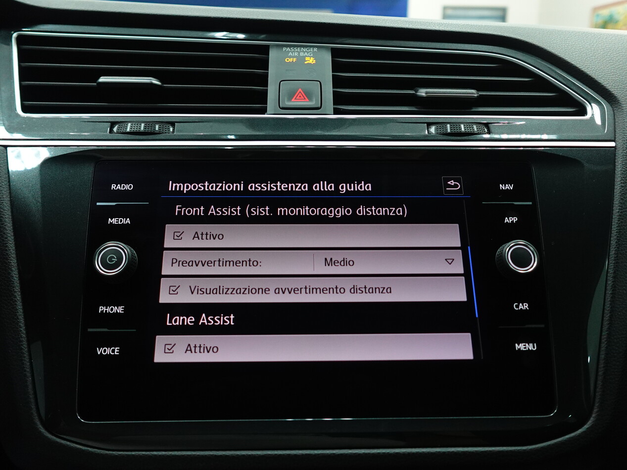 Volkswagen Tiguan 2.0 tdi Business 150cv - Immagine 19