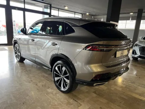 Mg HS 1.5 Luxury auto - Immagine 4