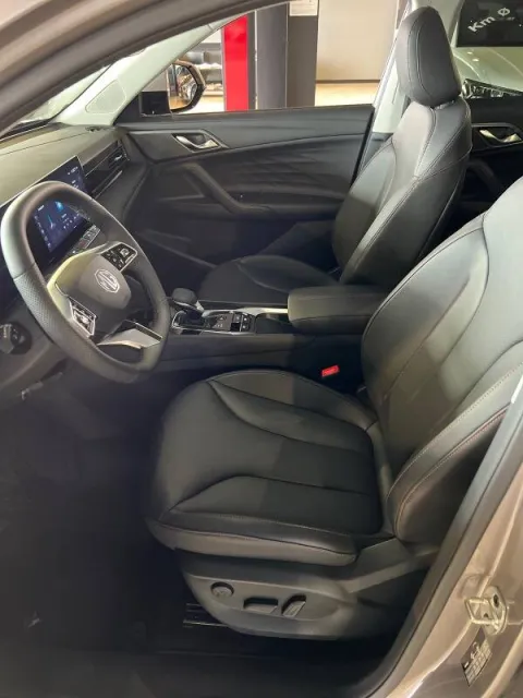 Mg HS 1.5 Luxury auto - Immagine 8
