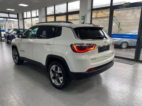 Jeep Compass 2.0 mjt Limited 4wd 140cv auto - Immagine 4