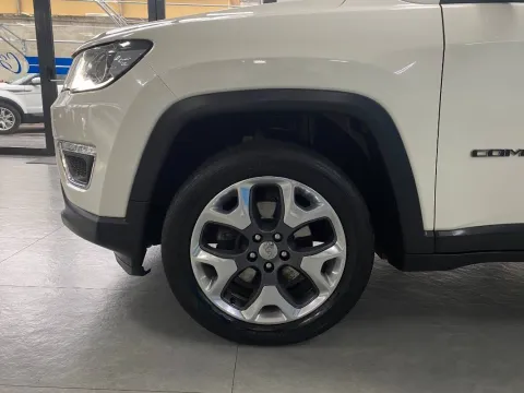 Jeep Compass 2.0 mjt Limited 4wd 140cv auto - Immagine 8