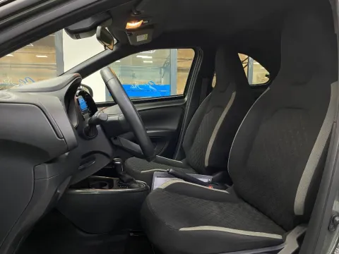 Toyota Aygo X 1.0 Trend 72cv s-cvt - Immagine 11