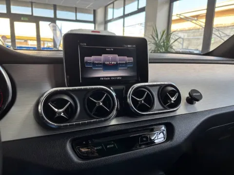 Mercedes X 350 d Progressive 4matic auto - Immagine 22