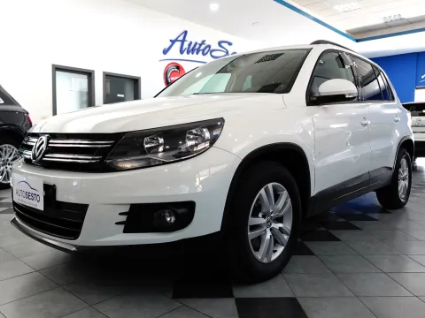 Volkswagen Tiguan 2.0 tdi bm Sport&Style 110cv E6 - Immagine 2