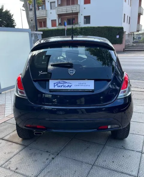 Lancia Ypsilon 1.2 Gold ecochic Gpl 69cv my19 - Immagine 4