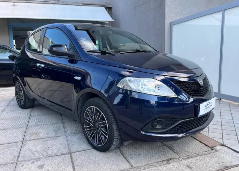 Lancia Ypsilon 1.2 Gold ecochic Gpl 69cv my19 - Immagine 7