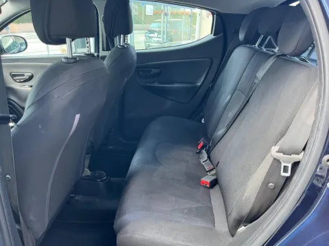 Lancia Ypsilon 1.2 Gold ecochic Gpl 69cv my19 - Immagine 13