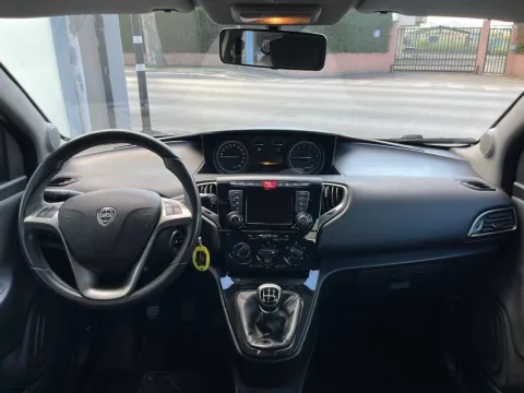Lancia Ypsilon 1.2 Gold ecochic Gpl 69cv my19 - Immagine 15