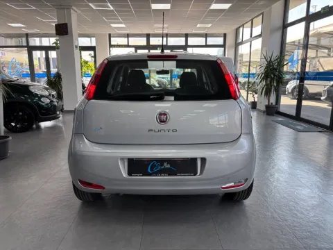 Fiat Punto 5p 1.3 mjt 16v Young 75cv - Immagine 5