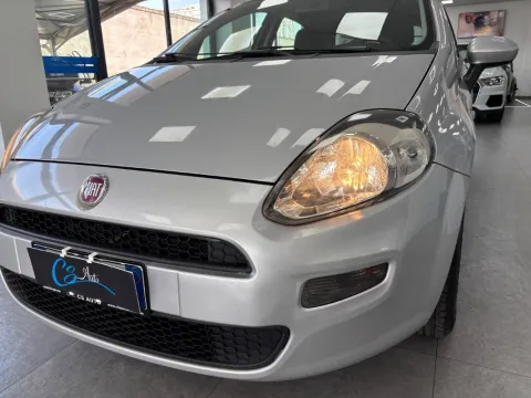 Fiat Punto 5p 1.3 mjt 16v Young 75cv - Immagine 8