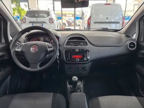 Fiat Punto 5p 1.3 mjt 16v Young 75cv - Immagine 11
