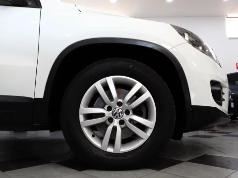Volkswagen Tiguan 2.0 tdi bm Sport&Style 110cv E6 - Immagine 12