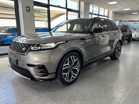 Land Rover Range Rover Velar 2.0d i4 R-Dynamic HSE 240cv auto my19 - Immagine 3