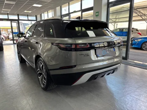 Land Rover Range Rover Velar 2.0d i4 R-Dynamic HSE 240cv auto my19 - Immagine 4