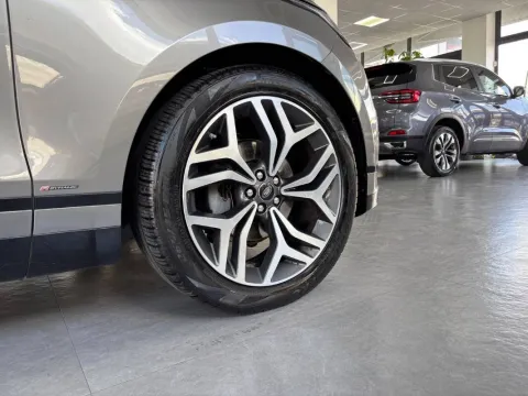 Land Rover Range Rover Velar 2.0d i4 R-Dynamic HSE 240cv auto my19 - Immagine 7