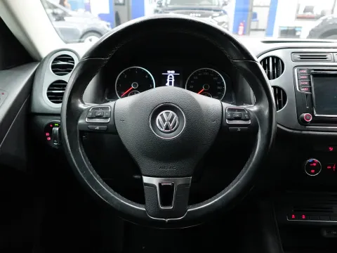 Volkswagen Tiguan 2.0 tdi bm Sport&Style 110cv E6 - Immagine 14