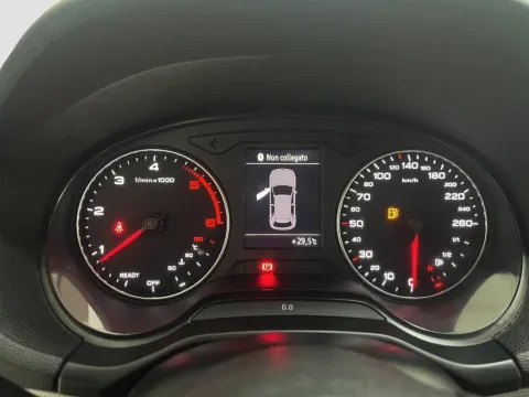 Audi Q2 1.6 tdi Sport - Immagine 11
