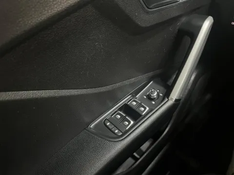 Audi Q2 1.6 tdi Sport - Immagine 12