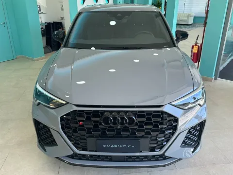 Audi Q3 Sportback RS 2.5 quattro s-tronic - Immagine 1